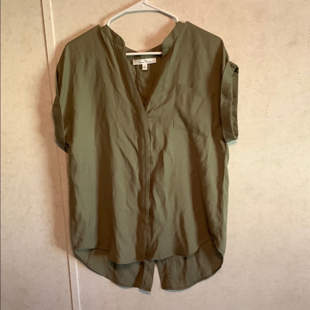 Love Tree Olive Green V-Neck Cap Sleeve Button Down Blouse